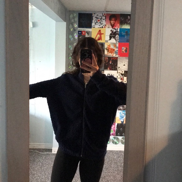fluffy navy blue AE/aerie zip up cardigan/sweater - Picture 5 of 5
